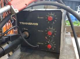 MIG WELDER 3 phase 20 amp supply 400amp output - picture0' - Click to enlarge