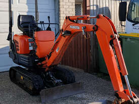 Mini Excavator K008-3 For hire - picture2' - Click to enlarge