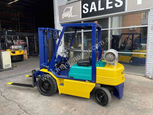 2.5 Tonne Container Mast Forklift For Sale