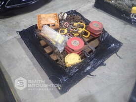 PALLET COMPRISING OF CHAIN BLOCKS, ANCHORS & TUGS - picture0' - Click to enlarge