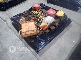 PALLET COMPRISING OF CHAIN BLOCKS, ANCHORS & TUGS - picture0' - Click to enlarge