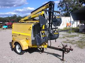 JLG mobile light tower - picture0' - Click to enlarge