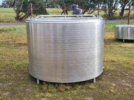 STAINLESS STEEL TANK, MILK VAT 2630 LT - picture2' - Click to enlarge