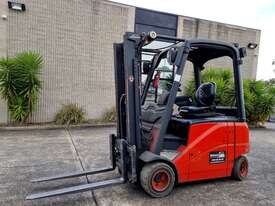 Linde E20 2 Ton 4.2m Lift Height - picture0' - Click to enlarge