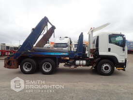 2017 ISUZU FVZ 6X4 SKIP BIN TRUCK - picture0' - Click to enlarge