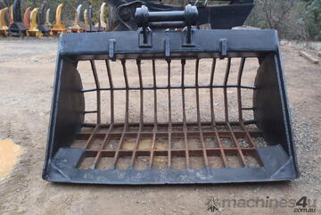 Sorting Screening Bucket Rated 30 Ton