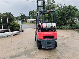 High Lift Nissan Forklift - picture1' - Click to enlarge