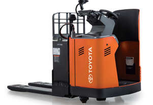 Toyota 8910 End Rider Pallet Truck