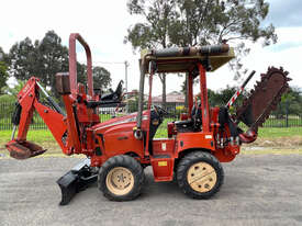 Ditch Witch RT40 Trencher Trenching - picture0' - Click to enlarge