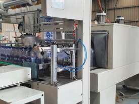 Complete sleeve machine including tunnel and steam generator - picture0' - Click to enlarge