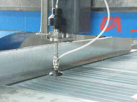 2x4 METER CANTILEVER TYPE WATERJET CUTTING MACHINE - picture0' - Click to enlarge