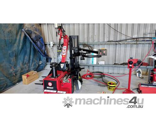 Top Of The Range Leverless Tyre Changer & Assist Arm | Dual Speed | Centre Mount | BRIGHT 897