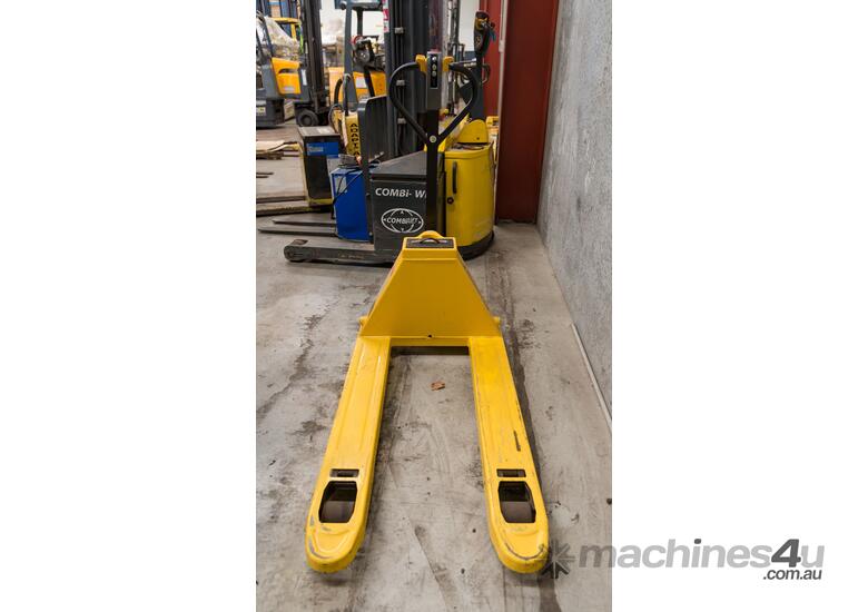 caption LIFTSMART PT15-3 Battery Electric Pallet