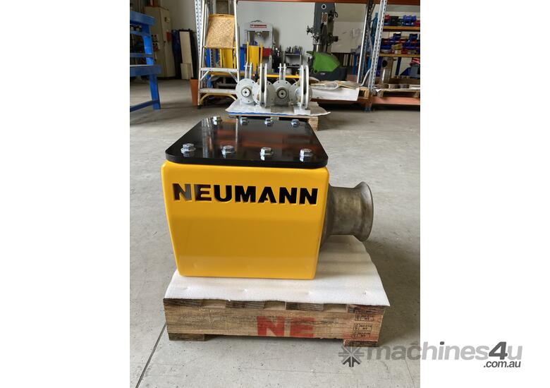 caption Quick Hitch Capstan Winch 4 Tonne - Model: QHCW4000, Built Tough & Designed to Last!