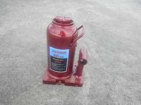 Unused 20 Ton Bottle Jack - picture0' - Click to enlarge