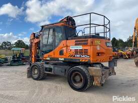 2019 Doosan DX140W - picture0' - Click to enlarge