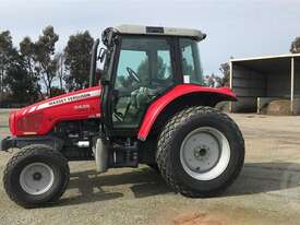 Massey Ferguson 5435 Dyna - picture2' - Click to enlarge