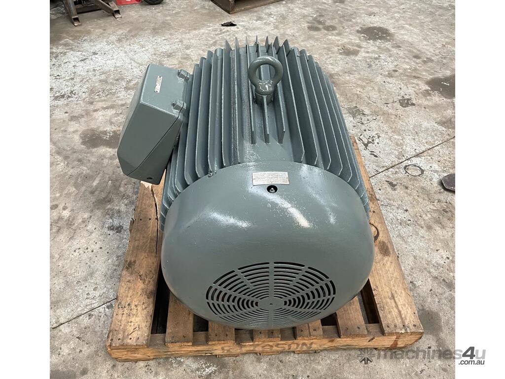 Used asea 185 kw 250 hp 4pole 1485 rpm 415v Foot Mount 355 frame AC