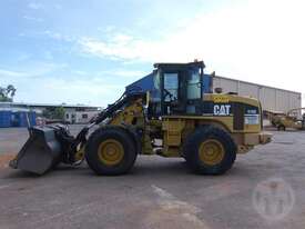 Caterpillar 930G - picture2' - Click to enlarge