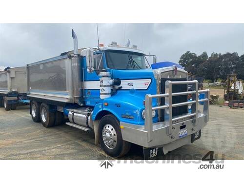 Kenworth T401