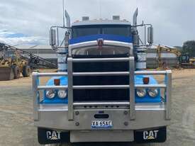 Kenworth T401 - picture0' - Click to enlarge