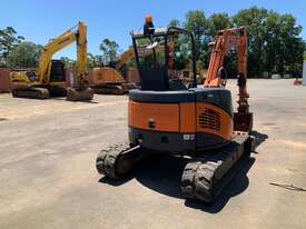 Hitachi ZX40U-2 Excavator  - picture2' - Click to enlarge