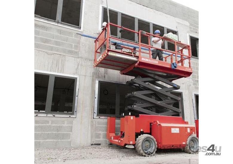 caption Manitou 120 SC Mobile Elevating Work Platform