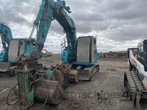 Kobelco Sk135 Excavator 