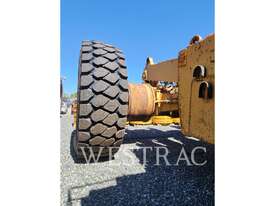 CATERPILLAR 793 D Dump Trucks - picture1' - Click to enlarge