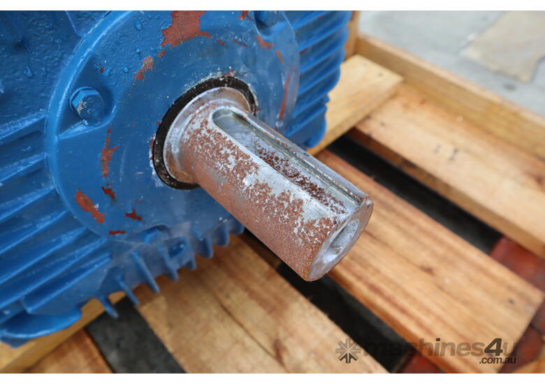 caption WEG W21 Electric Motor 45kW 415V 2965 RPM