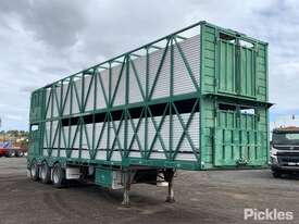 2008 Byrne Tri Axle Trailer Tri Axle Cattle Trailer - picture0' - Click to enlarge