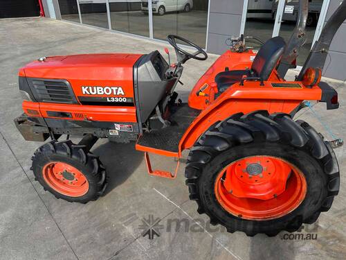 Kubota Tractor L3300