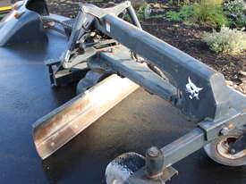 BOBCAT GRADER BLADE ATTACHMENT - picture0' - Click to enlarge