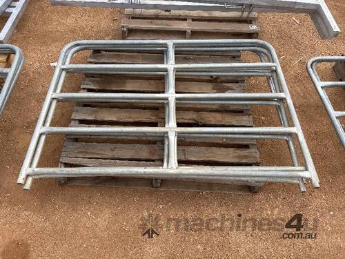 4 x BAR GATES, 1120H x 1520W.