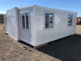 20' PORTABLE FOLD OUT CONTAINER HOUSE (UNUSED) - picture0' - Click to enlarge