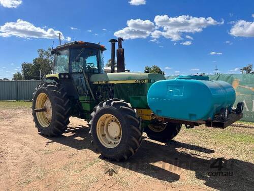 1989 JOHN DEERE 4755 TRACTOR