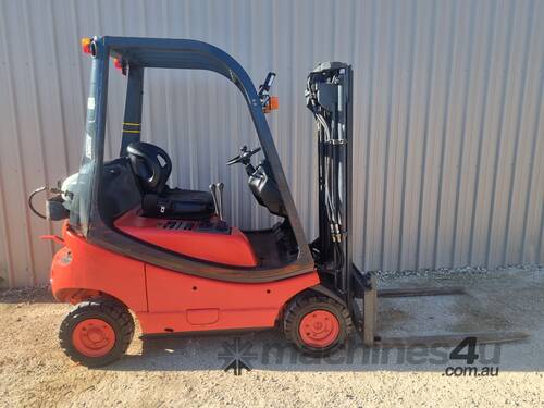 Linde 1.6T LPG Forklift with Container Mast