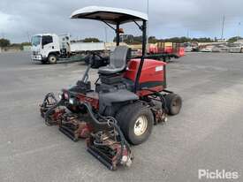 2014 Toro ReelMaster 5510 Front & Centre Mount Reel Mower - picture0' - Click to enlarge