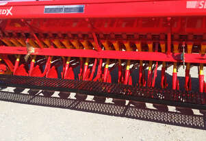 FARMTECH BM 22 SINGLE DISC SEED DRILL (3.9M)