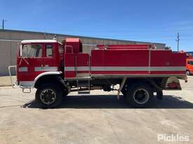 1983 International ACCO 610A 4X4 Rural Fire Truck - picture2' - Click to enlarge