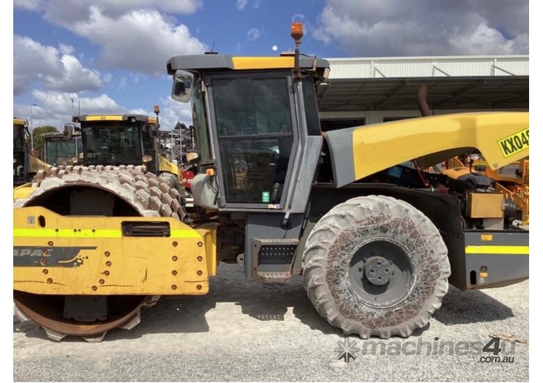 caption 2015 DYNAPAC CA4600PD PADFOOT ROLLER U4579