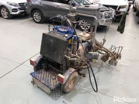 2012 Graco Line Lazer IV 250SPS Line Marker - picture2' - Click to enlarge