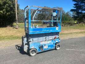 Genie gs 1932 scissor lift - picture0' - Click to enlarge