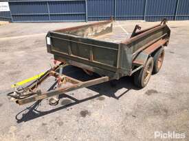 1999 J.R. Collins Tandem Axle Tipping Trailer - picture0' - Click to enlarge