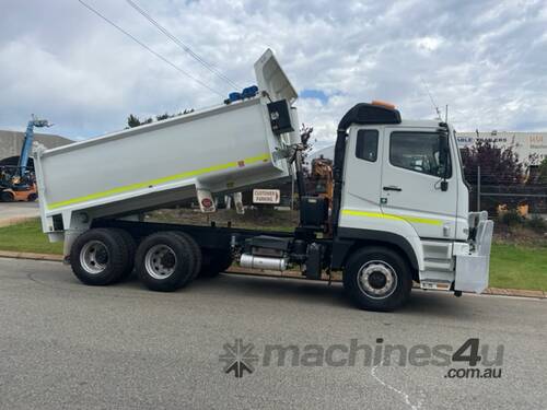 Truck Tipper Mitsubishi Fuso 6x4 Auto 455HP 2013 210446km SN1567 1EKT682