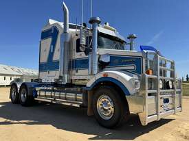 2012 KENWORTH T409 SAR TRUCKS - picture1' - Click to enlarge