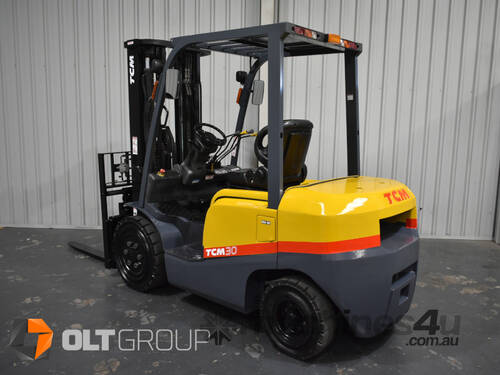 TCM 3 Tonne Diesel Forklift - 4800mm Container Mast Sideshift Fork Positioner