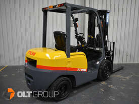 TCM 3 Tonne Diesel Forklift - 4800mm Container Mast Sideshift Fork Positioner - picture1' - Click to enlarge