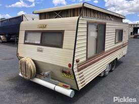 Spaceline Tandem Axle Pop Top Caravan - picture2' - Click to enlarge