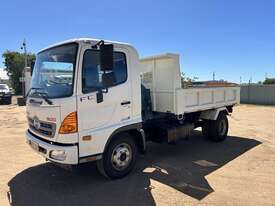 2011 HINO 500 SERIES TIPPER TRUCK - picture1' - Click to enlarge